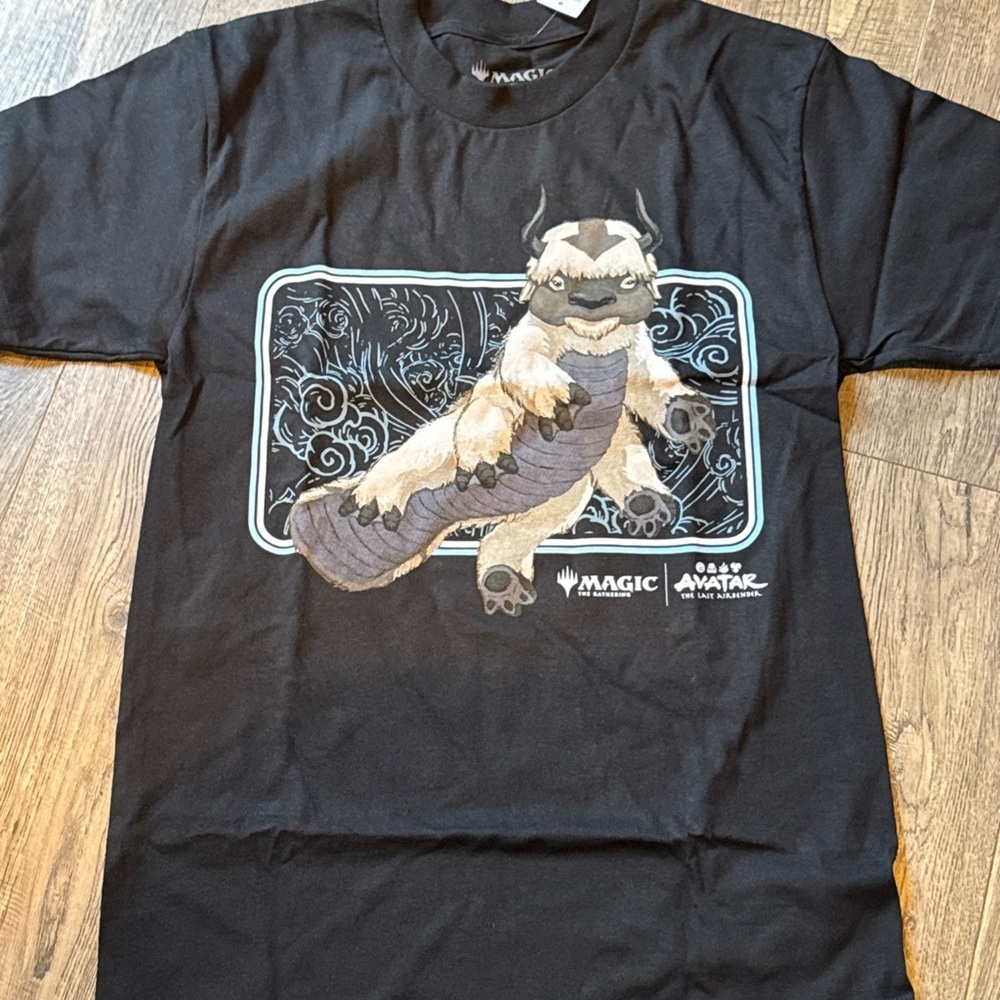 Magic The Gathering x Avatar:  The Last Airbender Appa Shirt New With Tags - Picture 3 of 7
